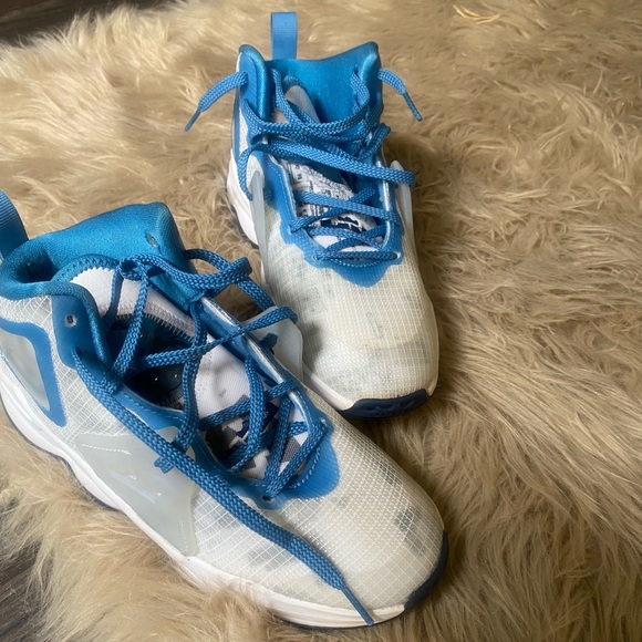 Blue and White Lebrons - Picture 5 of 6